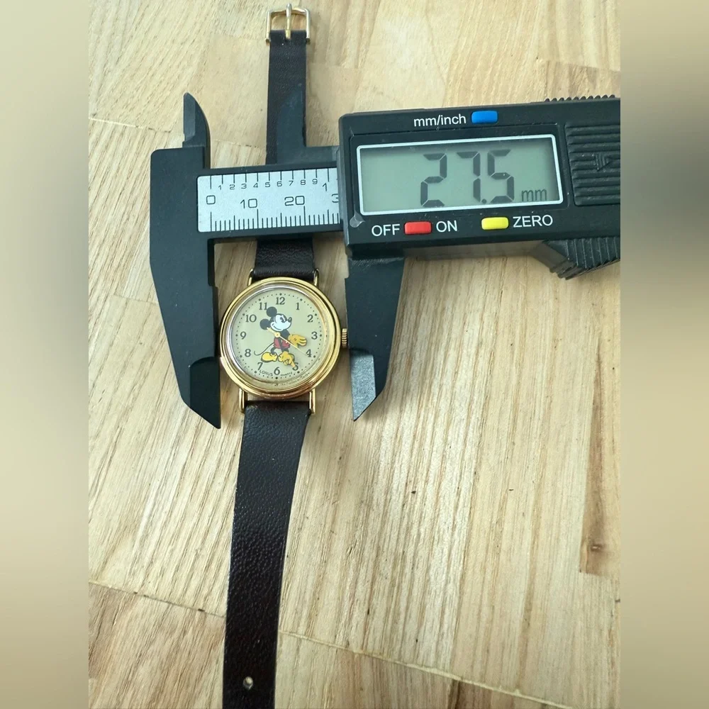 Vintage Disney Lorus Mickey Mouse moving arms watch NEW BATTERY